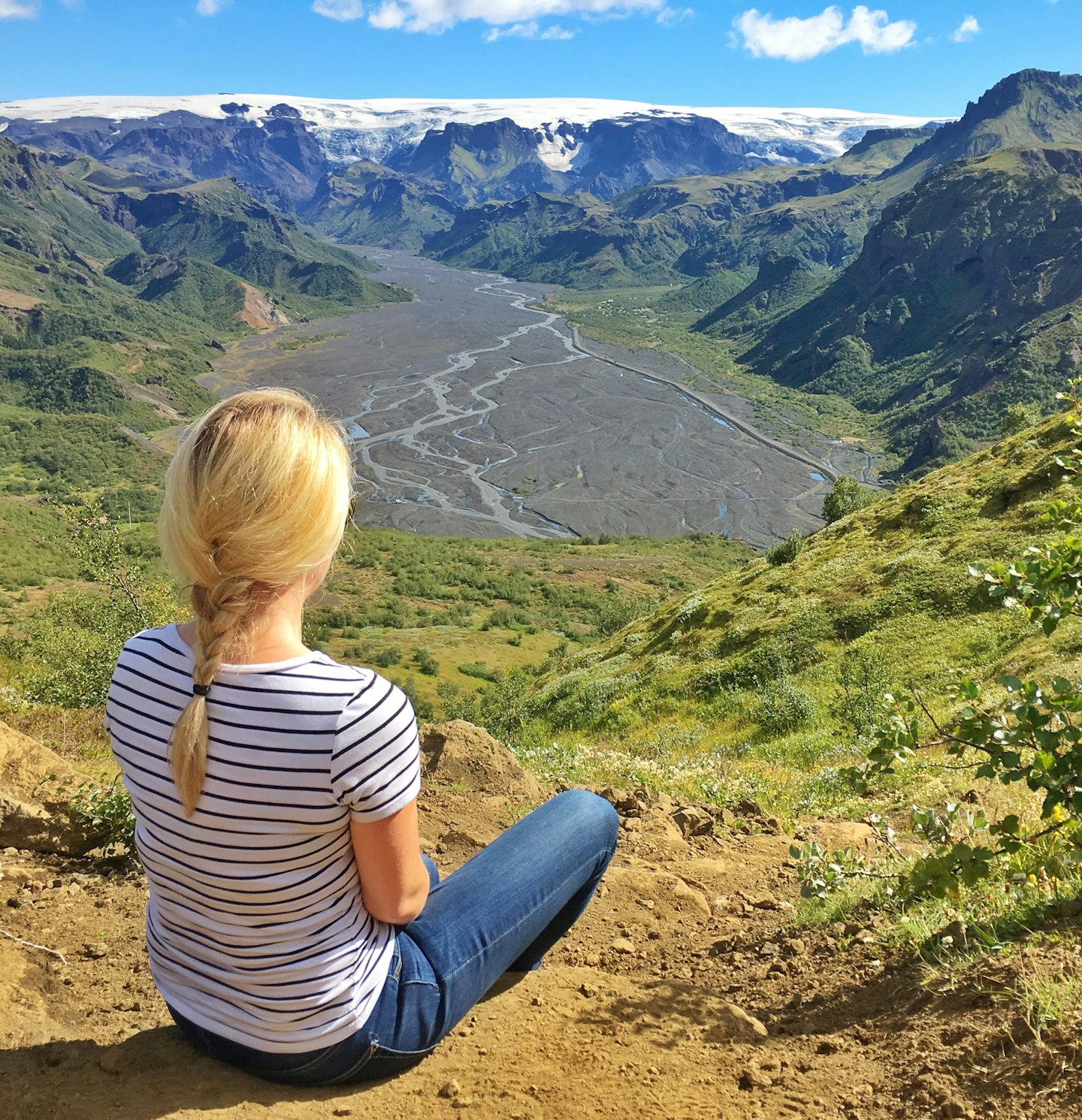 The hike through Þórsmörk via the Envago app offers spectacular views 